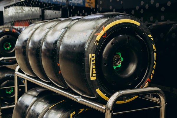 Essential Steps and Tips for Replacing the Steering Damper on Your Honda VTR1000F: A Comprehensive Guide